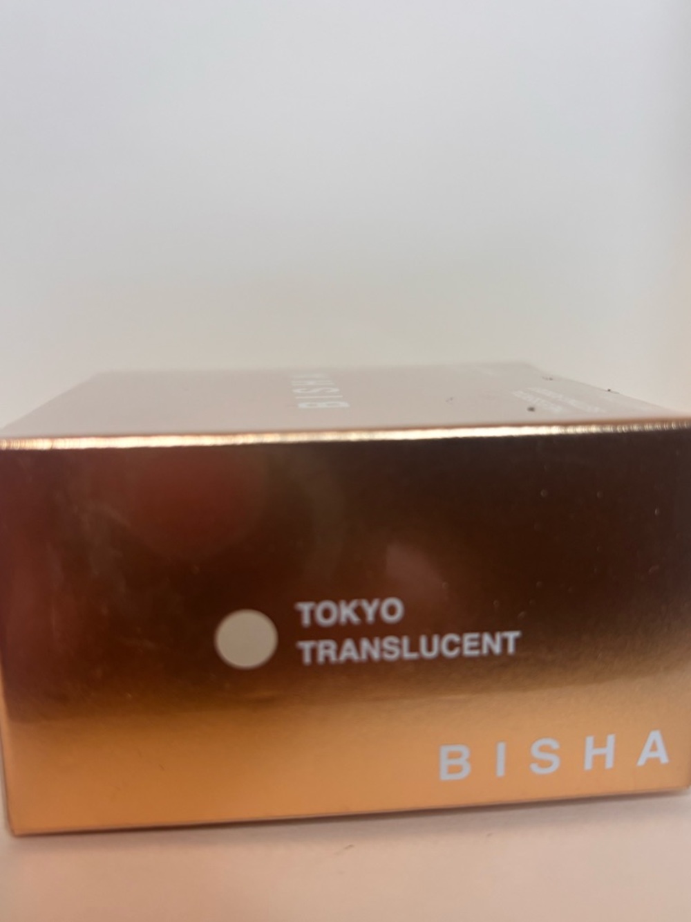 BISHA The Essential Setting Powder - Tokyo Translucent - Picture 3 of 4